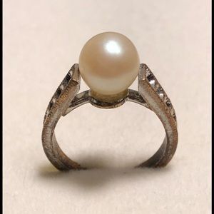 Vintage Pearl Gold-tone Ring